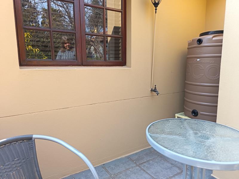 To Let 1 Bedroom Property for Rent in Bedfordview Gauteng
