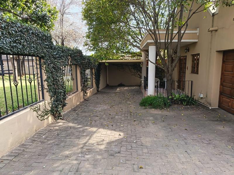 To Let 1 Bedroom Property for Rent in Bedfordview Gauteng