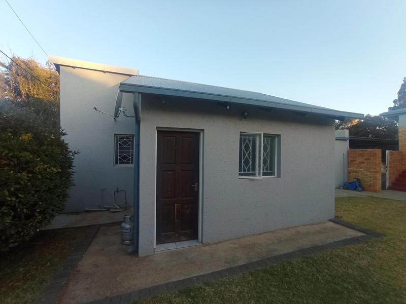 To Let 1 Bedroom Property for Rent in Discovery Gauteng