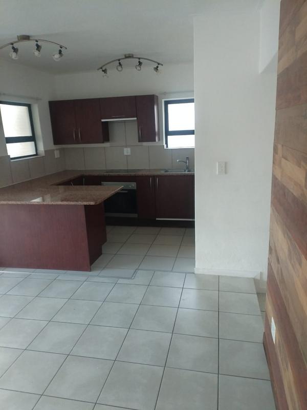 To Let 2 Bedroom Property for Rent in Jackal Creek Golf Estate Gauteng
