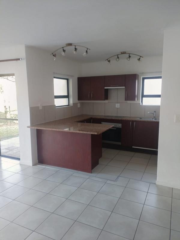 To Let 2 Bedroom Property for Rent in Jackal Creek Golf Estate Gauteng