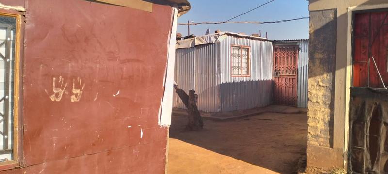 2 Bedroom Property for Sale in Roodekop Gauteng