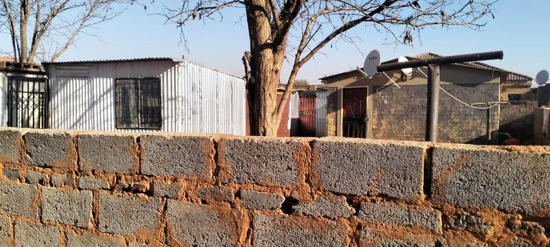 2 Bedroom Property for Sale in Roodekop Gauteng