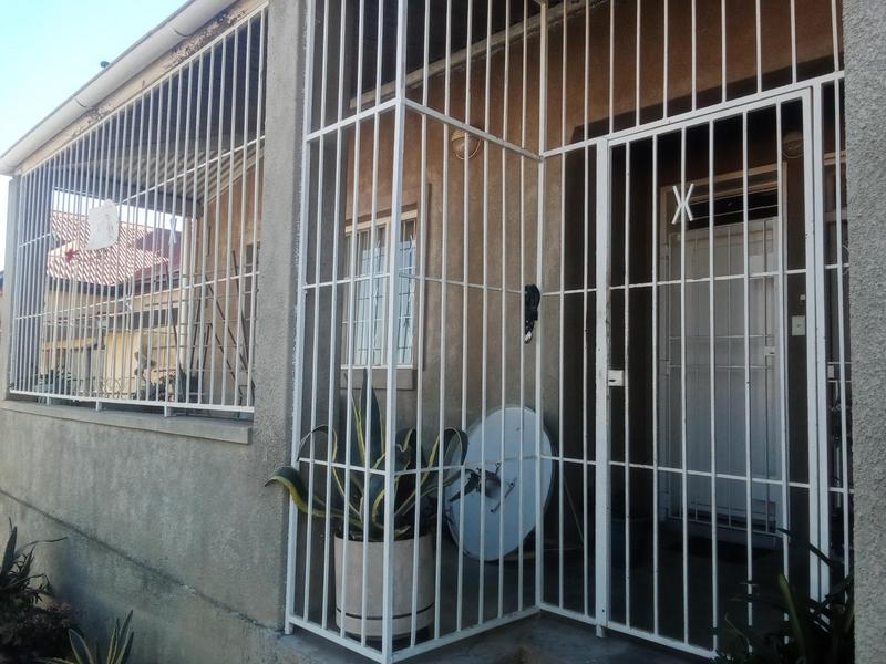 4 Bedroom Property for Sale in Troyeville Gauteng