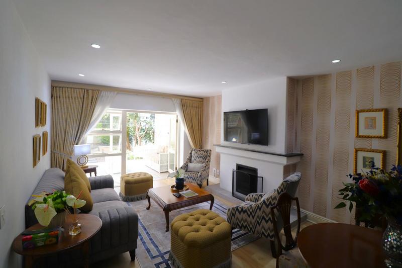 To Let 2 Bedroom Property for Rent in Sandown Gauteng