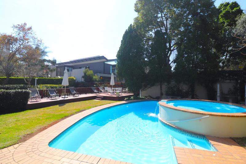 To Let 2 Bedroom Property for Rent in Sandown Gauteng