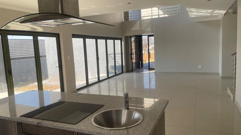 4 Bedroom Property for Sale in Eldo Village Estate Gauteng