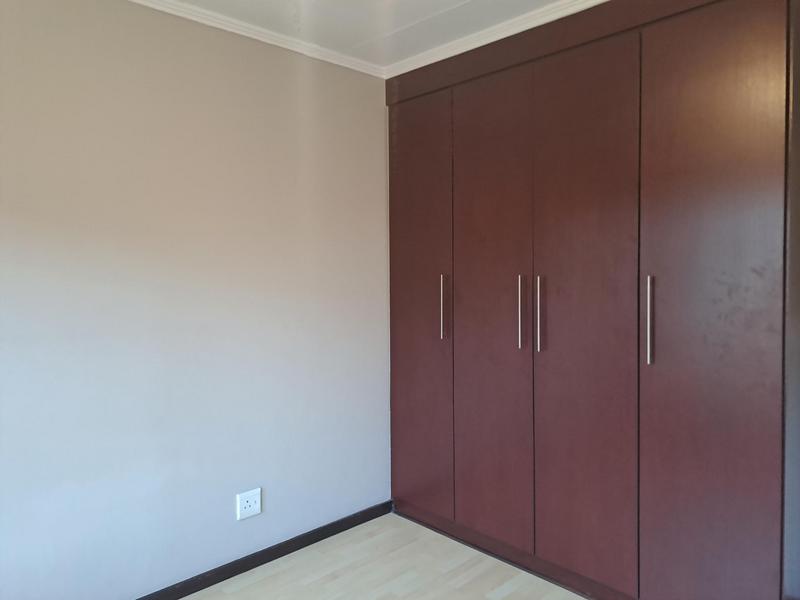 To Let 1 Bedroom Property for Rent in Solheim Gauteng