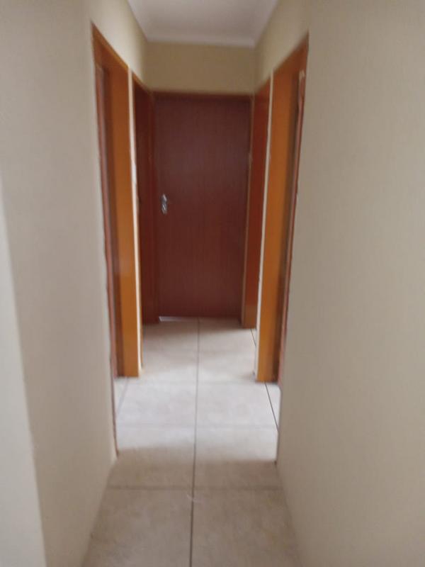 To Let 2 Bedroom Property for Rent in Birch Acres Gauteng