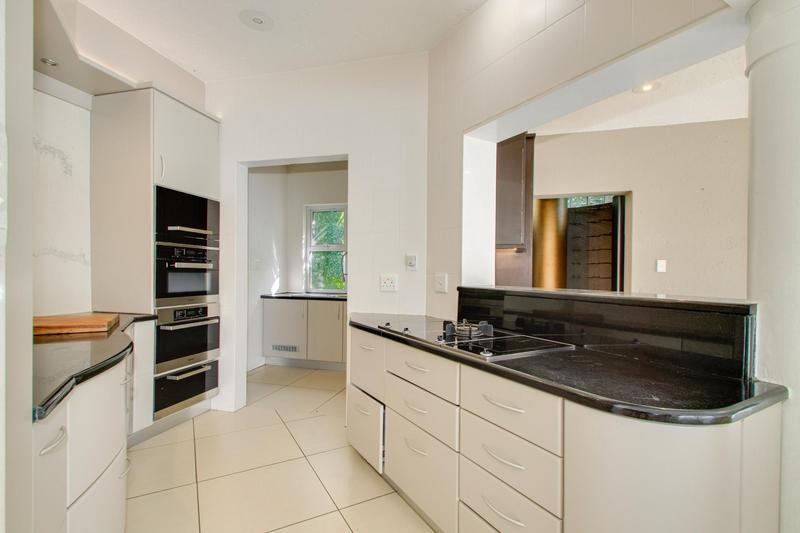 To Let 5 Bedroom Property for Rent in Dainfern Golf Estate Gauteng