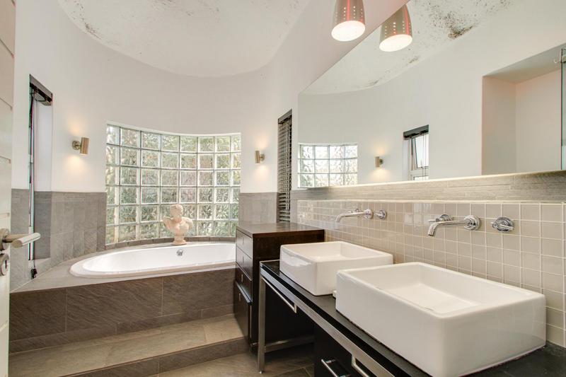 To Let 5 Bedroom Property for Rent in Dainfern Golf Estate Gauteng