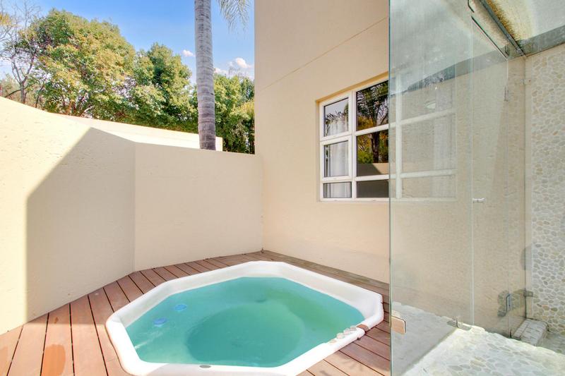 To Let 5 Bedroom Property for Rent in Dainfern Golf Estate Gauteng