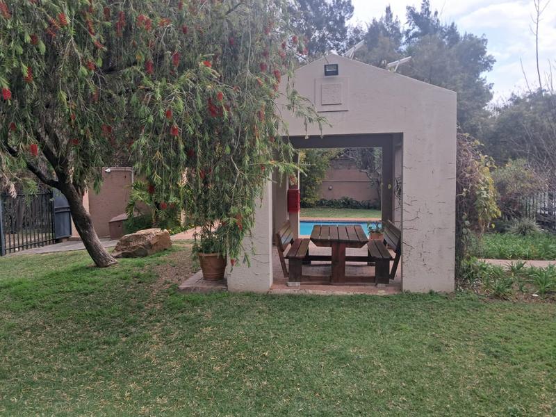 To Let 2 Bedroom Property for Rent in Hyde Park Gauteng