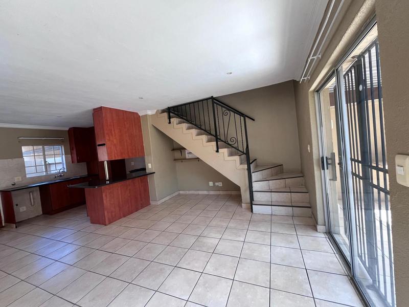 To Let 2 Bedroom Property for Rent in Annlin Gauteng