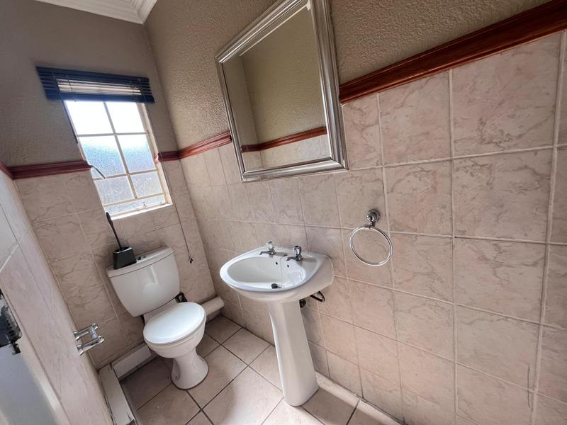 To Let 2 Bedroom Property for Rent in Annlin Gauteng