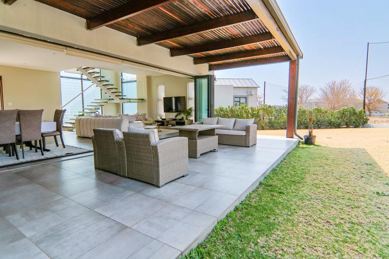 4 Bedroom Property for Sale in Copperleaf Estate Gauteng