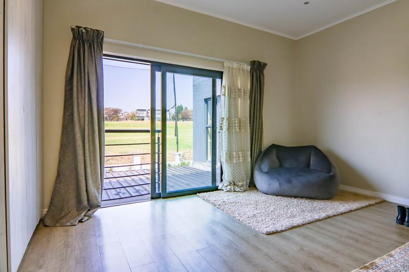 4 Bedroom Property for Sale in Copperleaf Estate Gauteng
