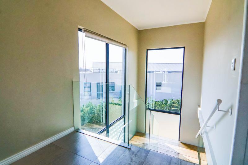4 Bedroom Property for Sale in Copperleaf Estate Gauteng