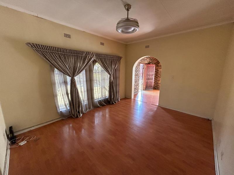 To Let 3 Bedroom Property for Rent in Rooihuiskraal Gauteng