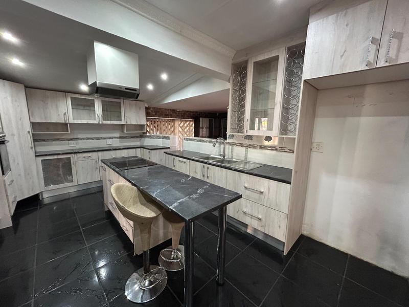 To Let 3 Bedroom Property for Rent in Rooihuiskraal Gauteng