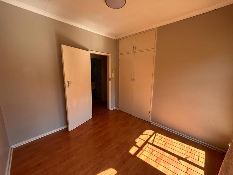 To Let 3 Bedroom Property for Rent in Rooihuiskraal Gauteng