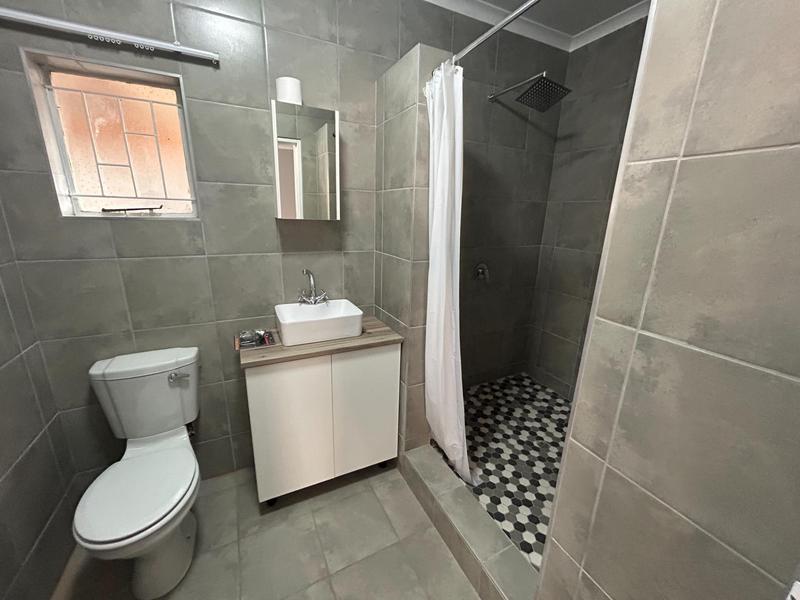 To Let 2 Bedroom Property for Rent in Rooihuiskraal Gauteng