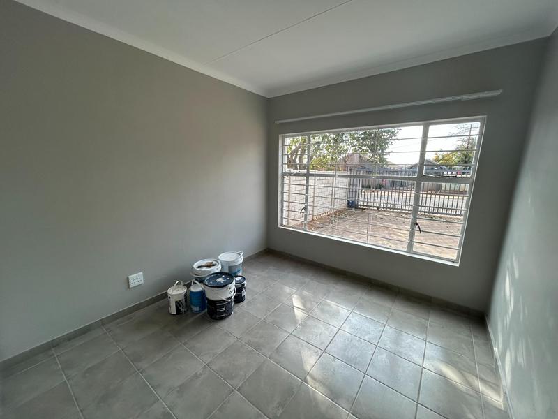 To Let 2 Bedroom Property for Rent in Rooihuiskraal Gauteng