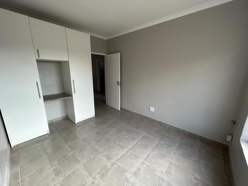 To Let 2 Bedroom Property for Rent in Rooihuiskraal Gauteng