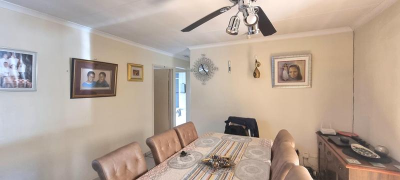3 Bedroom Property for Sale in Heuweloord Gauteng