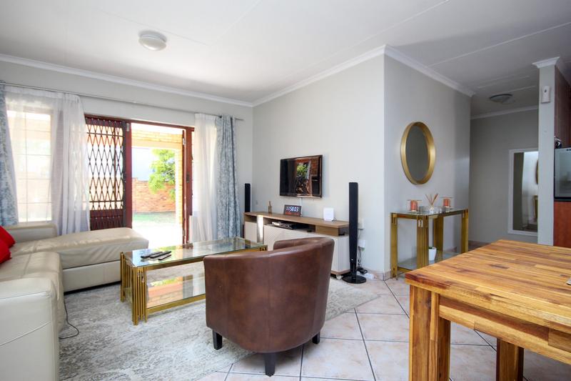 3 Bedroom Property for Sale in Thatchfield Gauteng