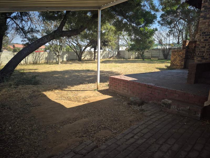 To Let 3 Bedroom Property for Rent in Sharonlea Gauteng