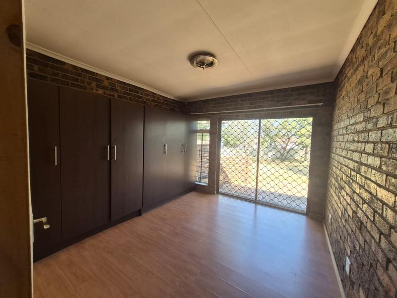 To Let 3 Bedroom Property for Rent in Sharonlea Gauteng