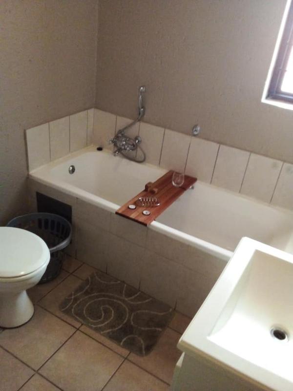 1 Bedroom Property for Sale in Randburg Central Gauteng