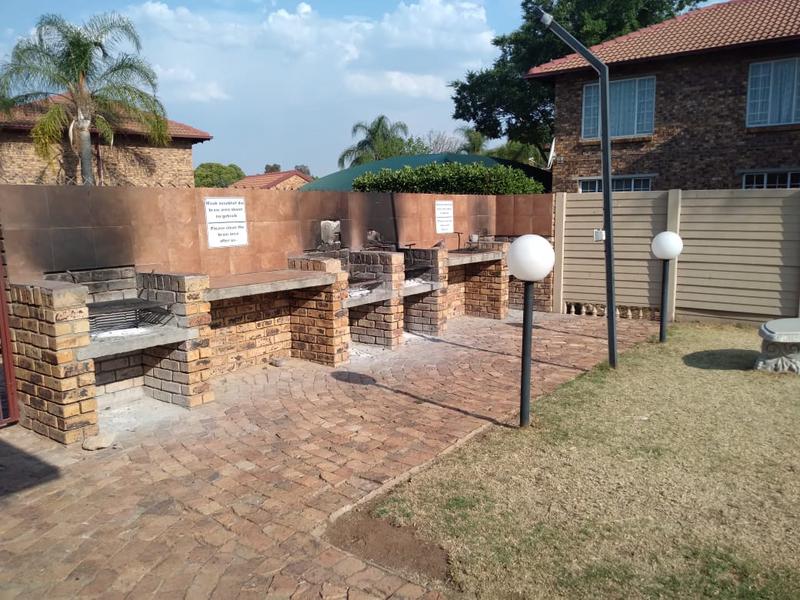 To Let 2 Bedroom Property for Rent in Moreleta Park Gauteng