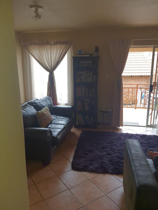 To Let 2 Bedroom Property for Rent in Mooikloof Ridge Gauteng