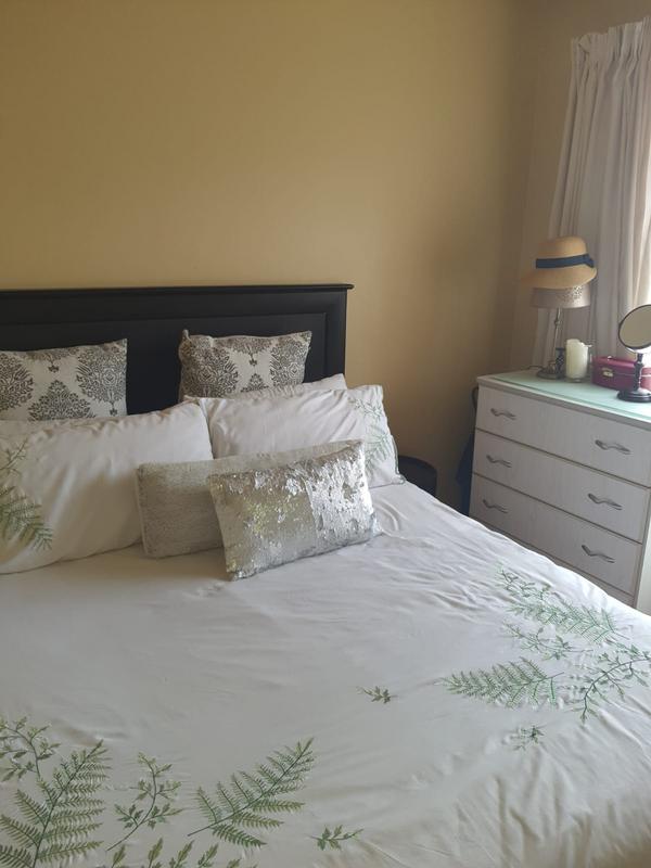 To Let 2 Bedroom Property for Rent in Mooikloof Ridge Gauteng