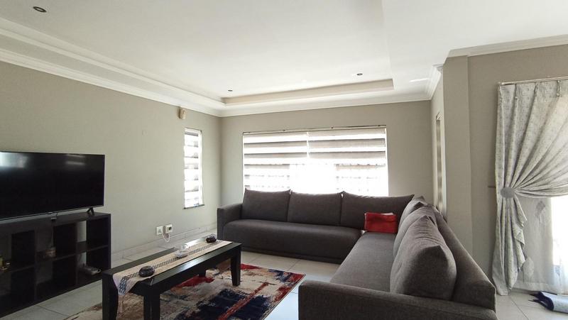 3 Bedroom Property for Sale in Quellerina Gauteng
