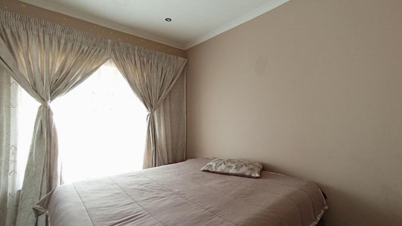 3 Bedroom Property for Sale in Quellerina Gauteng