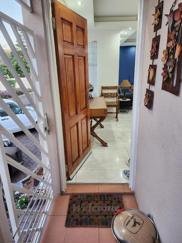 2 Bedroom Property for Sale in Quellerina Gauteng