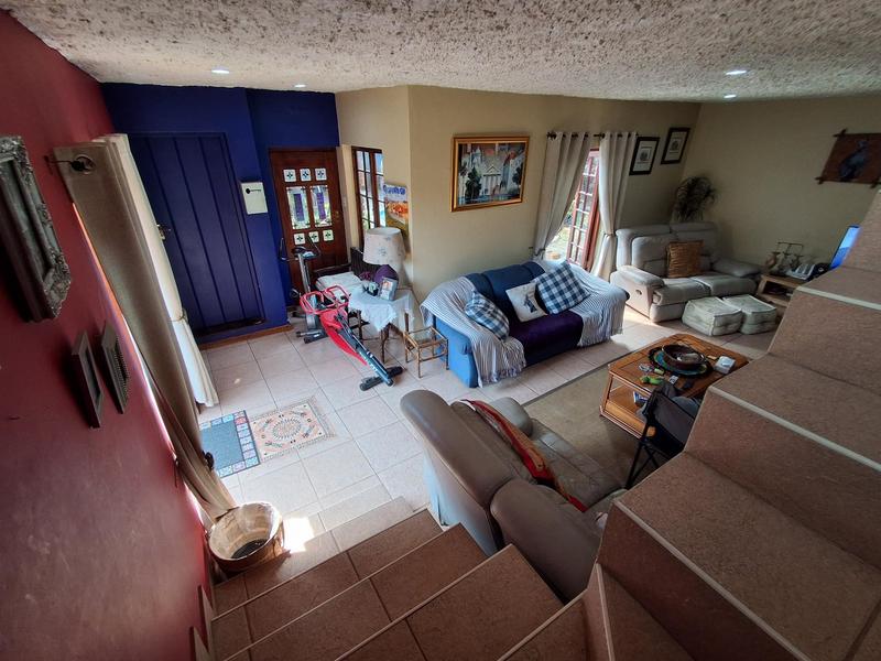 6 Bedroom Property for Sale in Elardus Park Gauteng