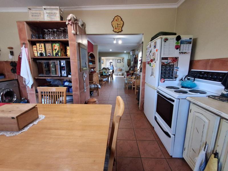 6 Bedroom Property for Sale in Elardus Park Gauteng
