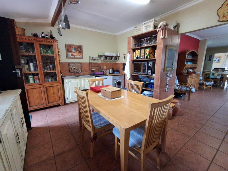 6 Bedroom Property for Sale in Elardus Park Gauteng
