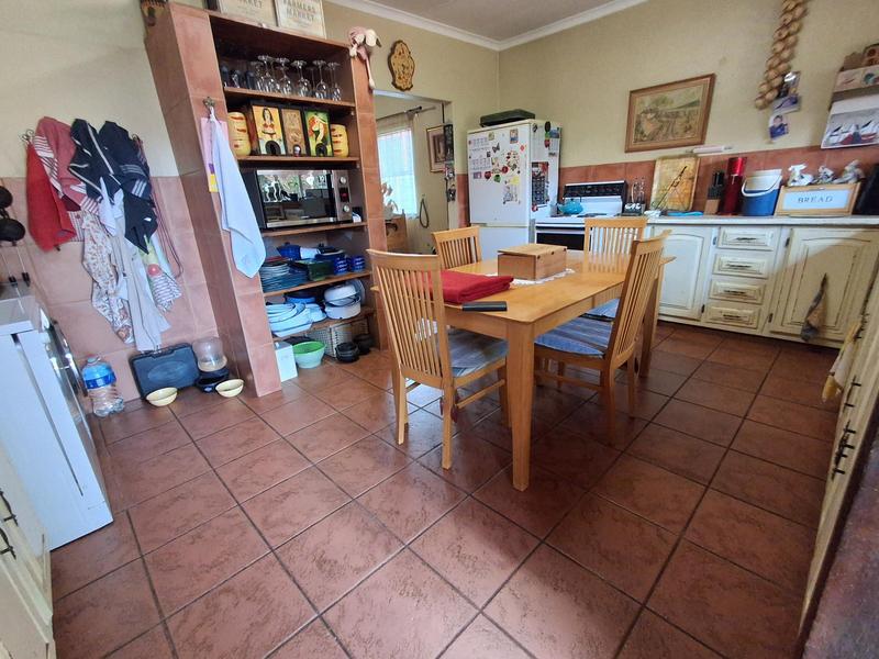 6 Bedroom Property for Sale in Elardus Park Gauteng