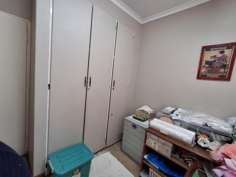 6 Bedroom Property for Sale in Elardus Park Gauteng