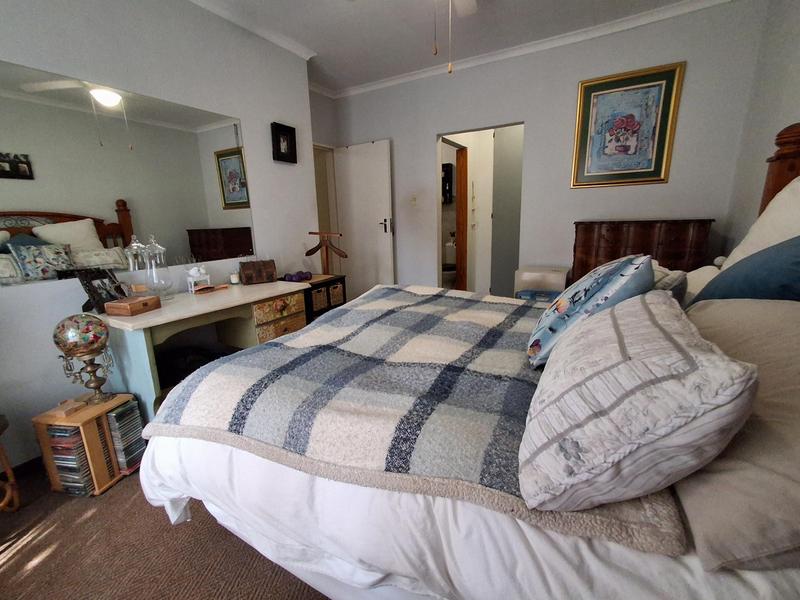 6 Bedroom Property for Sale in Elardus Park Gauteng