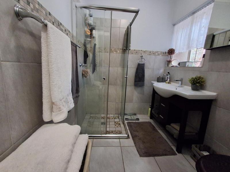 6 Bedroom Property for Sale in Elardus Park Gauteng
