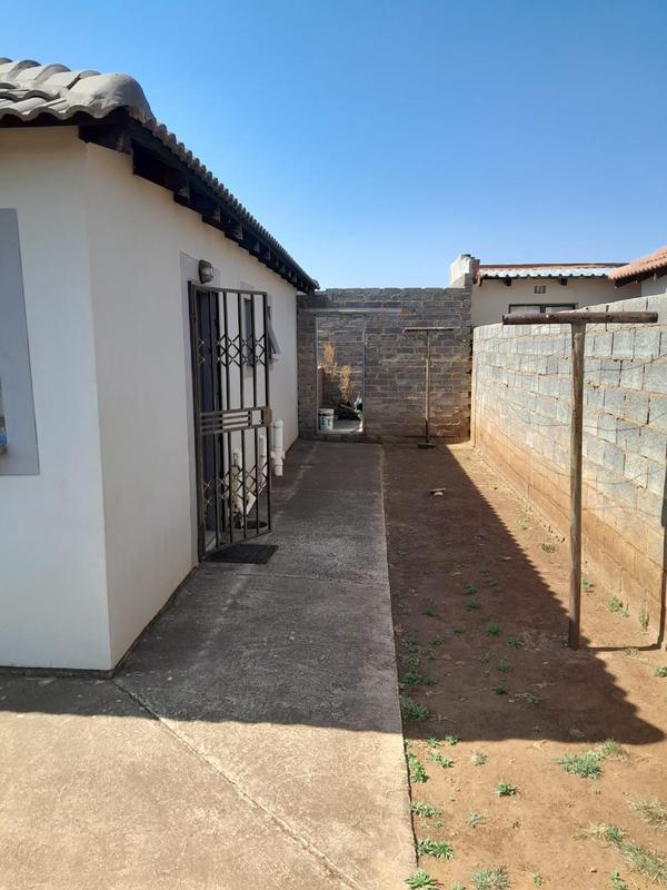 3 Bedroom Property for Sale in Lufhereng Gauteng