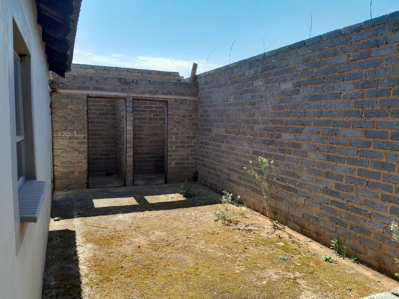 3 Bedroom Property for Sale in Lufhereng Gauteng