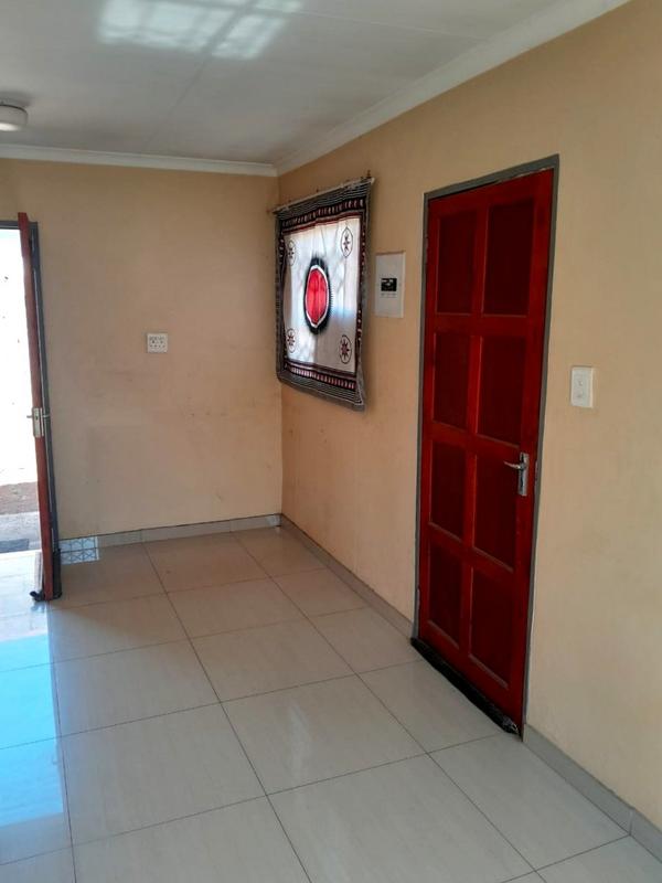 3 Bedroom Property for Sale in Lufhereng Gauteng