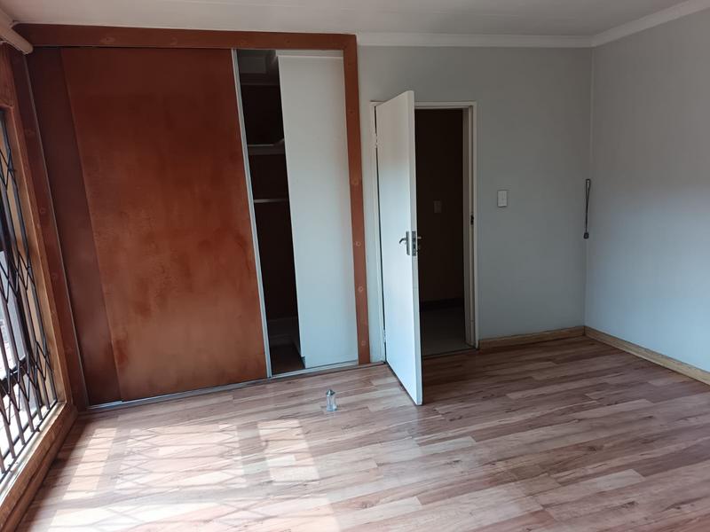 To Let 3 Bedroom Property for Rent in President Park Gauteng